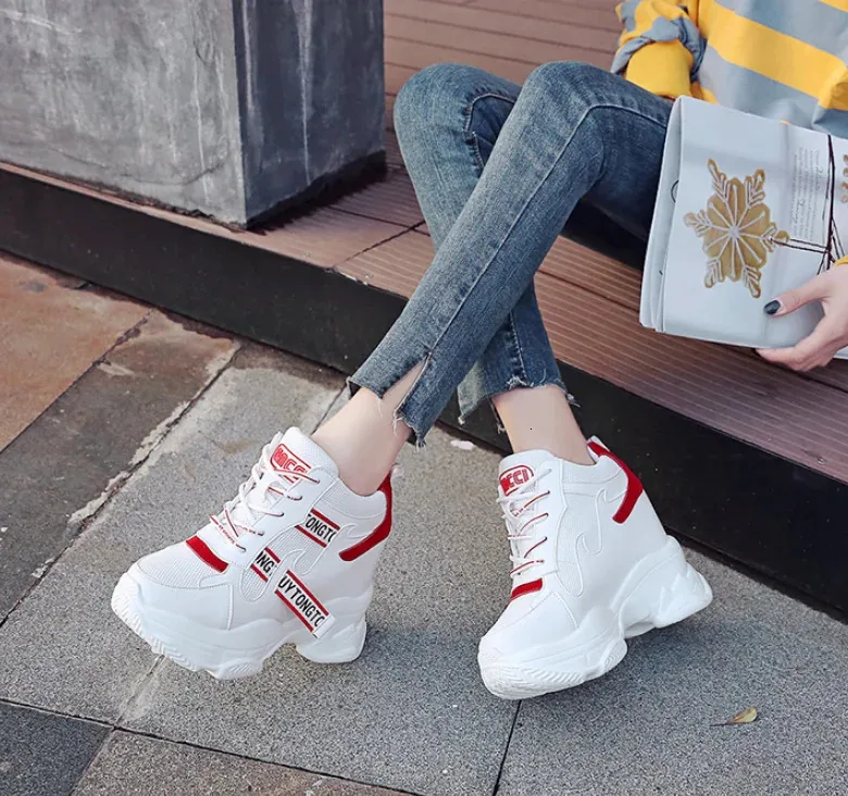Heiße Verkäufe Trendy Schuhe High Top Sneakers Frauen Plattform Stiefeletten Korb Femme Chaussures Femmes Höhe Erhöhen_voghion.com