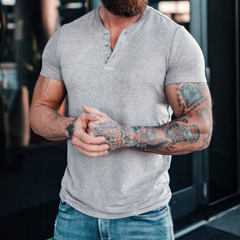 2023 Neues Sommer-T-Shirt für Herren, lässig, einfarbig, kurzärmelig, Rundhalsausschnitt, Pullover, Knopfleiste, Henley-Shirt_voghion.com