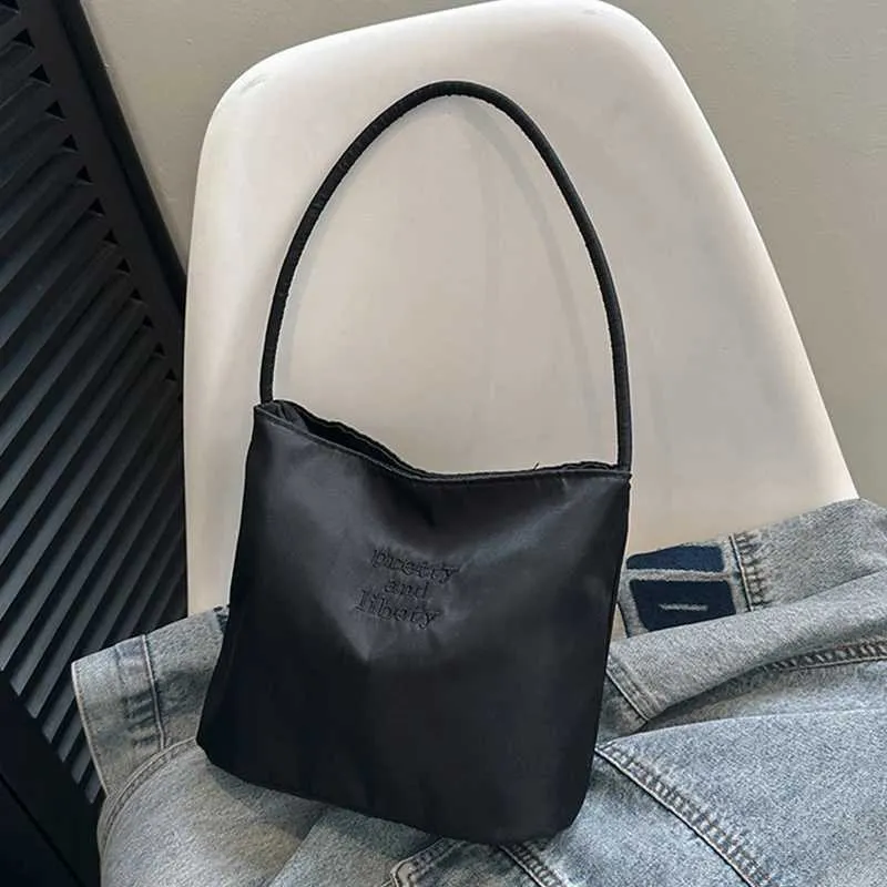 Trendy Shoulder Bag For Women Casual Handbag And Tote Bag Set_voghion.com