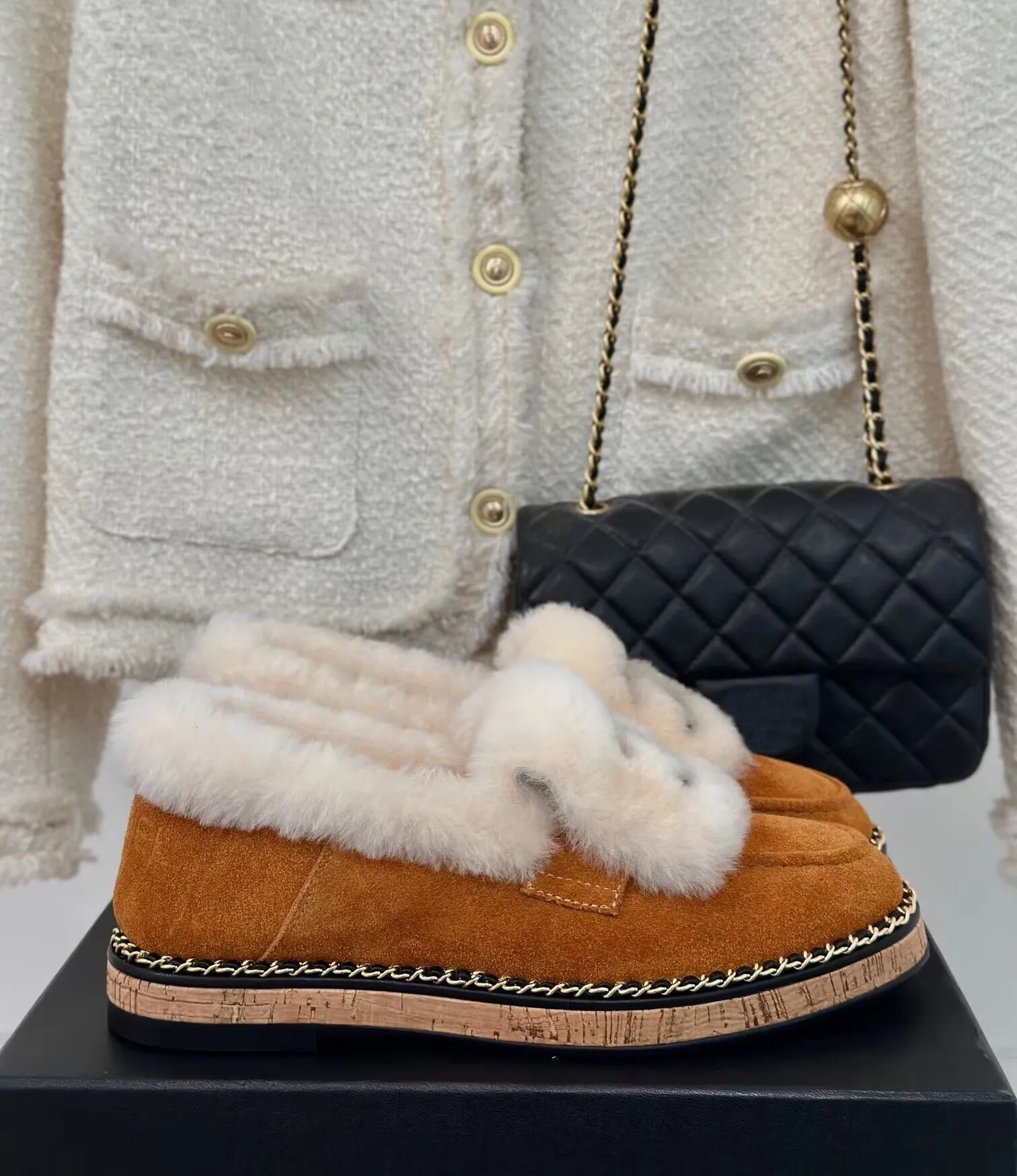 Winter Warm Wool loafers Thicken soled wool loafer women metal chain shoes winter cotton fur flats ladies comfortable_voghion.com