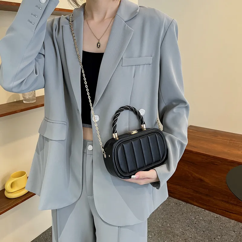 Designer Cross Body Bags - Chic Handbags, Premium Textured Chain Bag For Women, Shoulder Crossbody Style_voghion.com