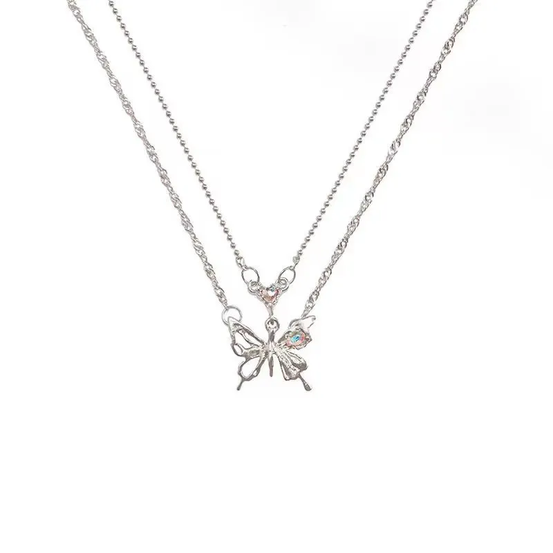 Collier avec pendentif en forme de cœur et de papillon en cristal de couleur argent pour femme, chaîne de clavicule à double couche, tendance et tendance_voghion.com