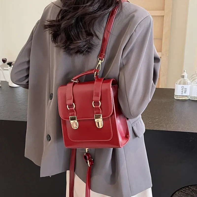 Mochila feminina em couro sintético estilo coreano moda escolar_voghion.com