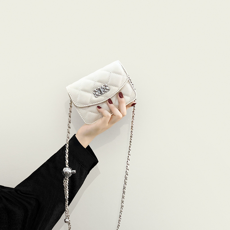 Hochwertiger Trend für Frauen in diesem Jahr, Nischen-Internet-Promi, High-End-Textur, vielseitige Mini-Crossbody-Kette_voghion.com