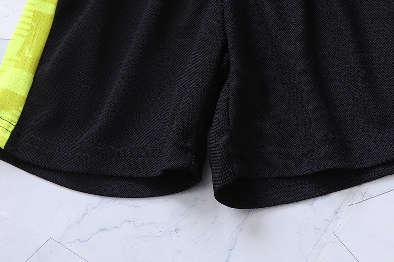 Ensemble de vêtements pour enfants, motif géométrique moyen et grand, 2025, t-shirt à manches courtes, ensemble deux pièces tendance pour garçons_voghion.com