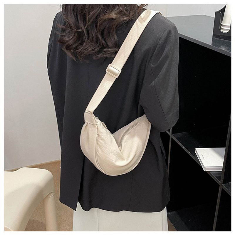 Borsa casual in nylongewebe Mode 2024 Neue Schulter Crossbody Knödel Tasche_voghion.com