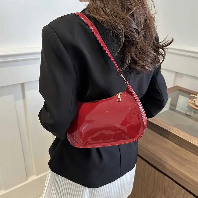 Designer-Tasche Modische Handtasche Retro Einfarbig PU-Leder Schulter Unterarm Casual Womens Designer Obdachlosentasche_voghion.com