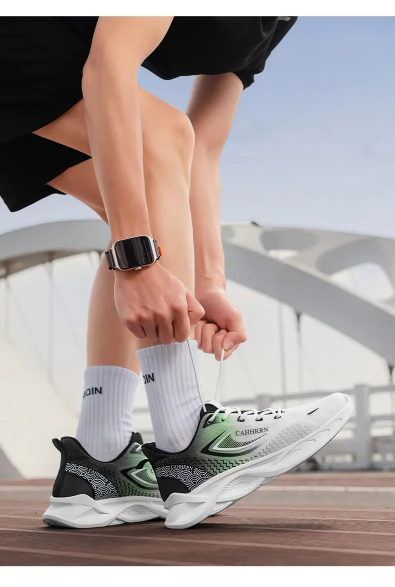 Mesh Sneakers Gradual Change Breathable Thick-soled Versatile Men's Shoes_voghion.com