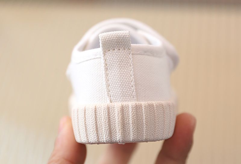 Nuevos zapatos de primavera y verano para niños y niñas, zapatillas de lona suaves e informales de color caramelo para niños, zapatillas de moda con estampado de leopardo_voghion.com