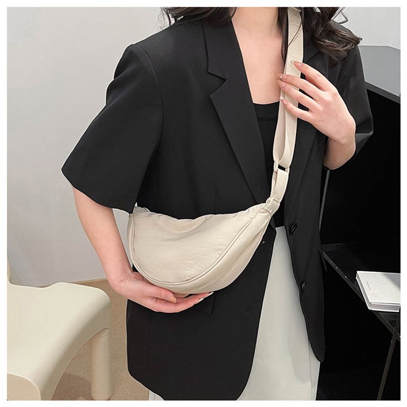 Borsa casual in nylongewebe Mode 2024 Neue Schulter Crossbody Knödel Tasche_voghion.com