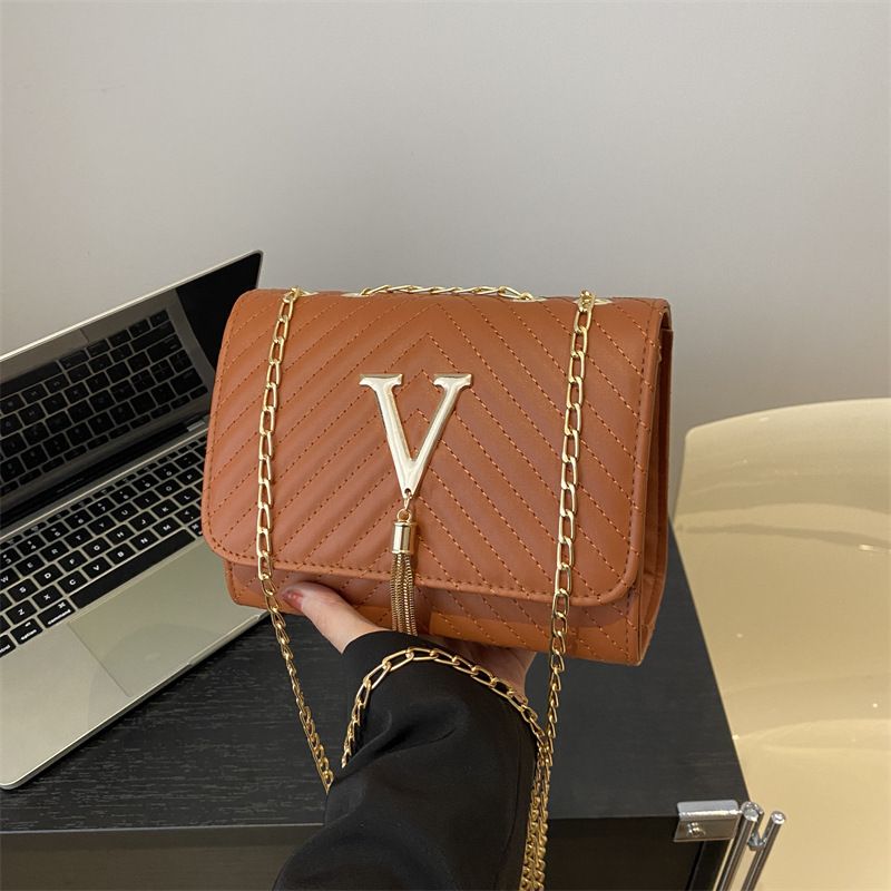 Stickerei Frauen Crossbody 2024 Thread Handtasche Schultertaschen Marke Pailletten Quaste Kupplung Kleine Tasche und Geldbörse Party_voghion.com