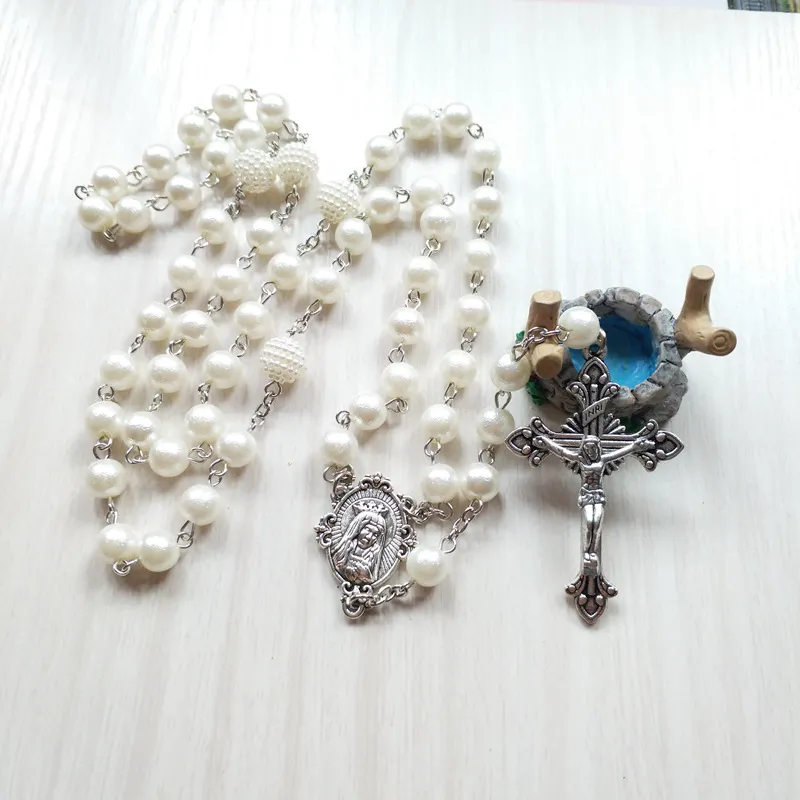 Collier rosaire catholique avec perles blanches_voghion.com