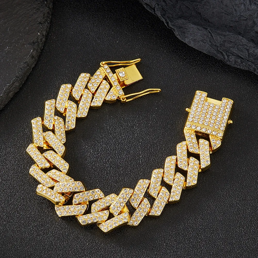 Iced Out Miami Cuban Link Chain Necklace For Men And Women_voghion.com