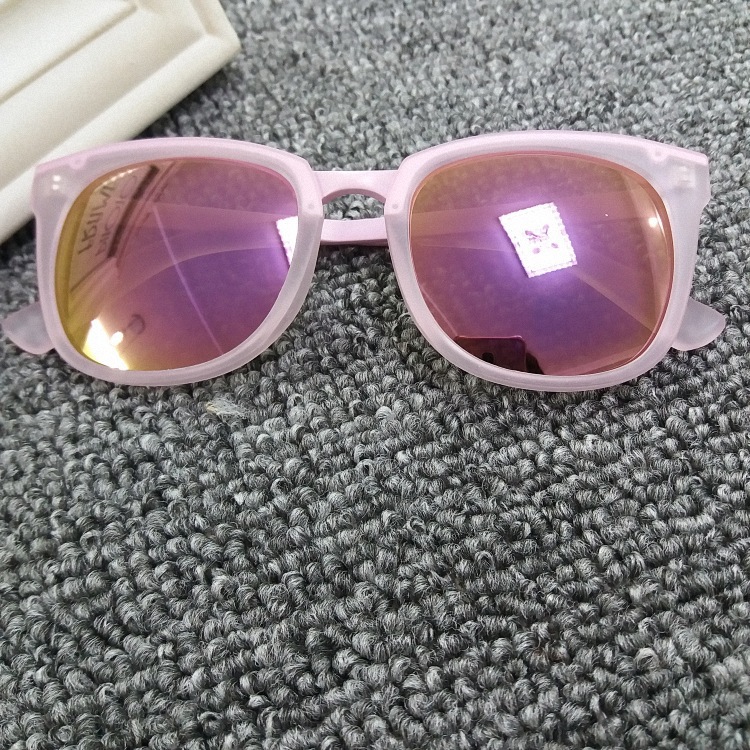 Mère et enfants lunettes de soleil haut de gamme pour enfants lunettes de soleil solaires lunettes de protection UV pour garçons et filles_voghion.com