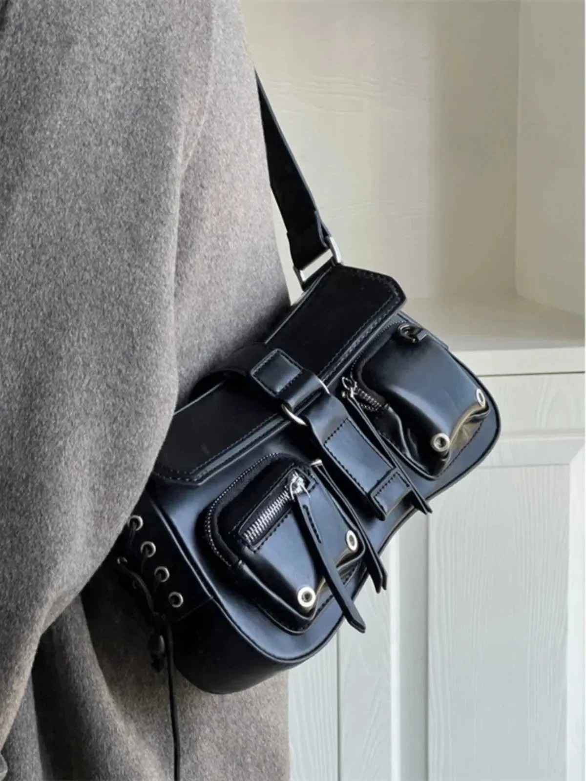 Y2K Koreanische Frauen Haruku Vintage Gothic Schwarze Handtasche Ästhetische Elegante Punk Geldbörse Handtasche Schulter Trend Tote_voghion.com