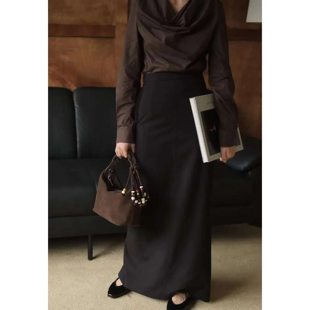 Borsa a tracolla da donna in vera pelle scamosciata, piccola, da 20 cm, con manico portatile, con design a nappe con perline e intreccio_voghion.com