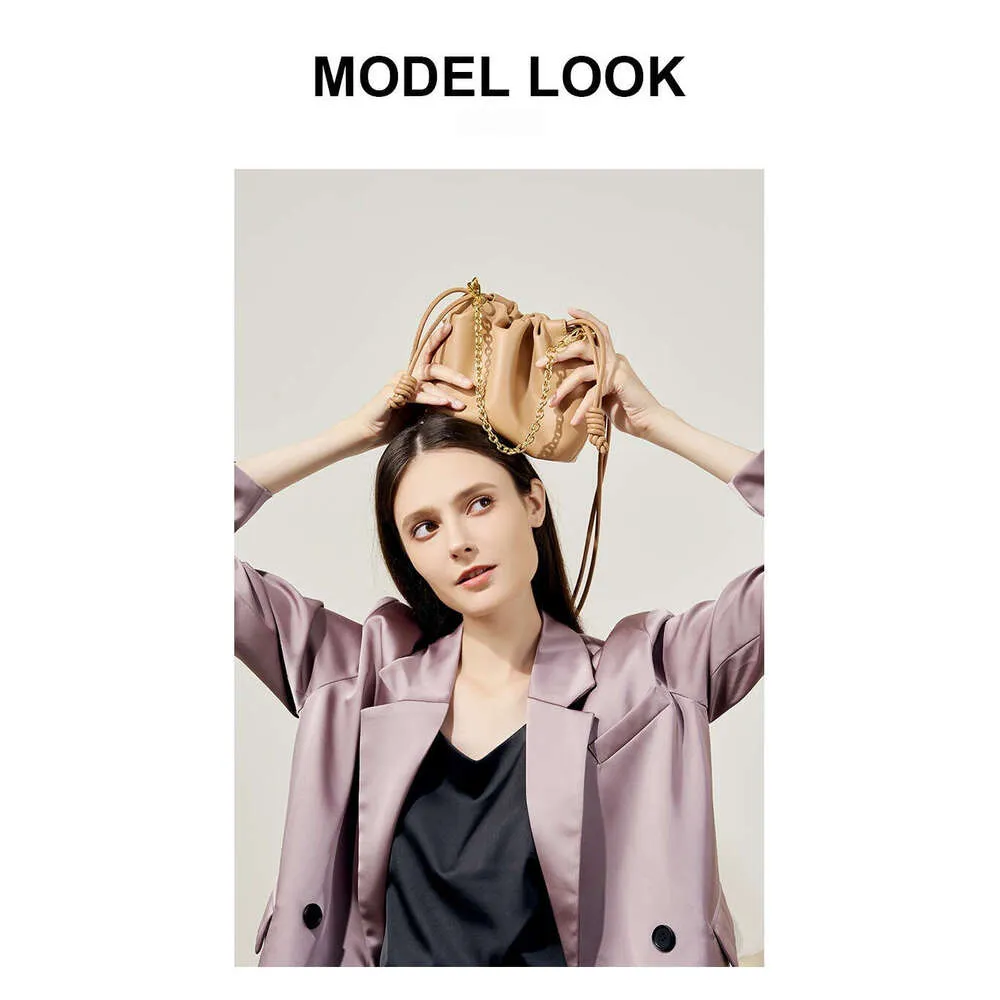 Sac à main tendance en cuir véritable souple pour femme, grande capacité, design pliable en nuage_voghion.com