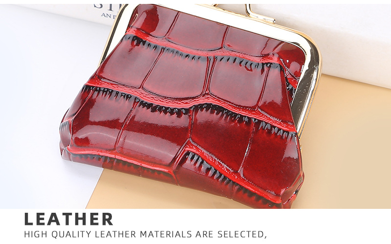 Nuovo modello di coccodrillo borsa moda lucida portafogli in pelle PU borse retrò con clip in metallo per le donne 2024 portamonete_voghion.com