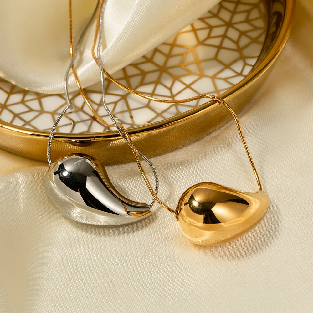 Collier pendentif goutte d'eau en acier inoxydable plaqué or PVD pour femme avec chaîne légère et étanche en métal_voghion.com