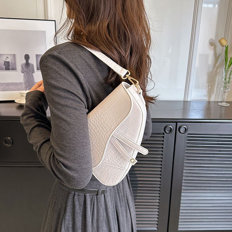 High-End-Tasche für Frauen 2023 neue Mode Schulter Messenger Handtasche Krokodilmuster große Kapazität Außenh_voghion.com