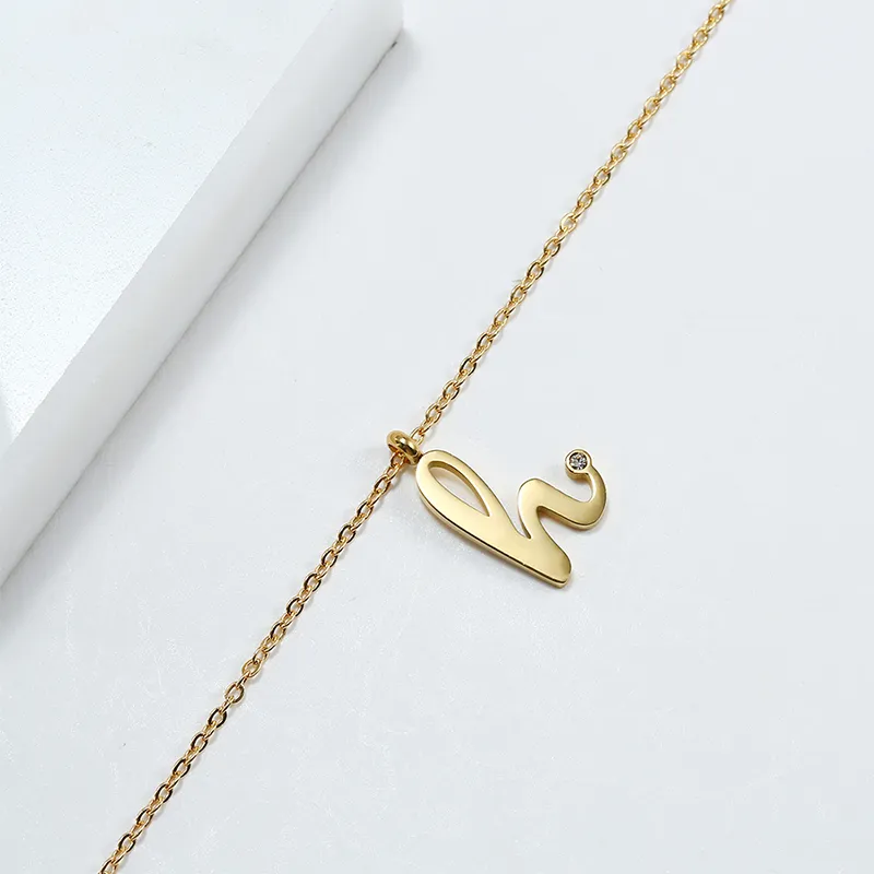 Chains Stainless Steel Necklace English Letter H Inlaid Zircon Fashion Clavicle Chain Surname Custom Wholesale_voghion.com