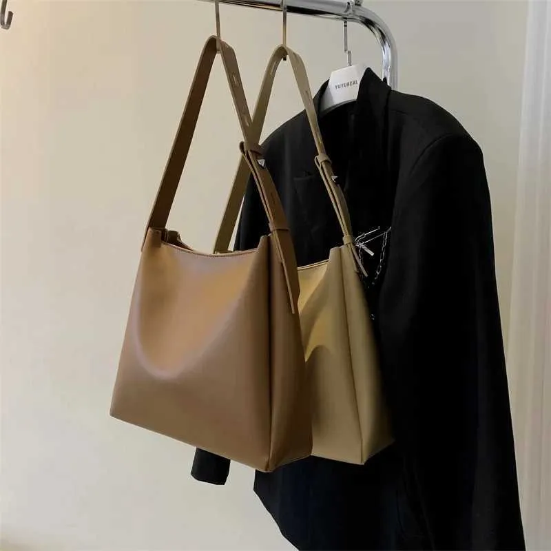 Sac à main et portefeuille en cuir tendance 2024 pour femme, simple, grande capacité, bandoulière, Y241011_voghion.com