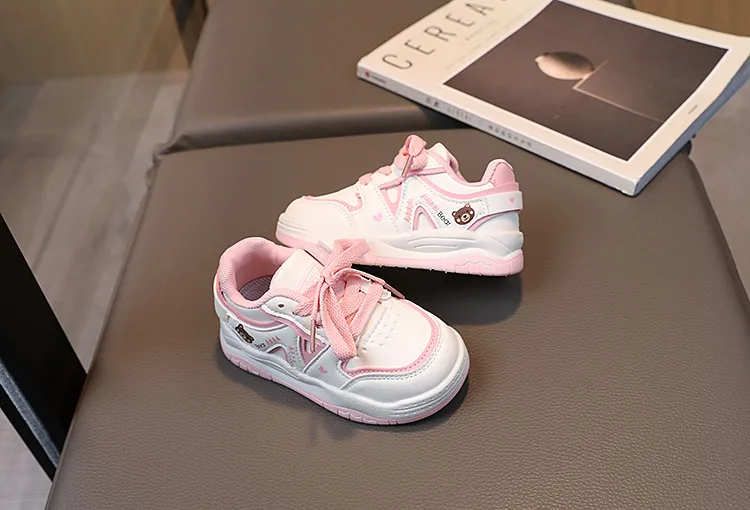 Baskets antidérapantes pour enfants, chaussures de sport mignonnes en forme d'ours, chaussures décontractées en cuir PU pour garçons et filles_voghion.com