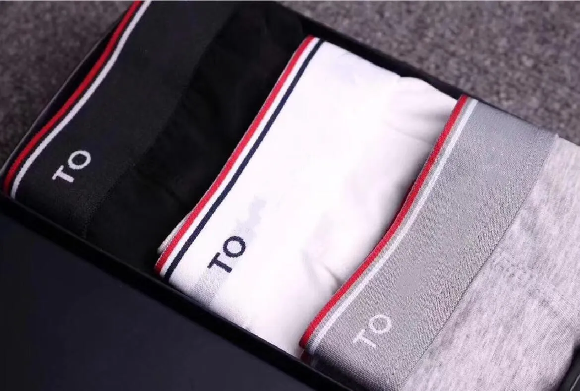 Designer sexy men's underwear brand printed High quality soft fashion boxers 3 pairs/box Size M/L/XL/XXL_voghion.com