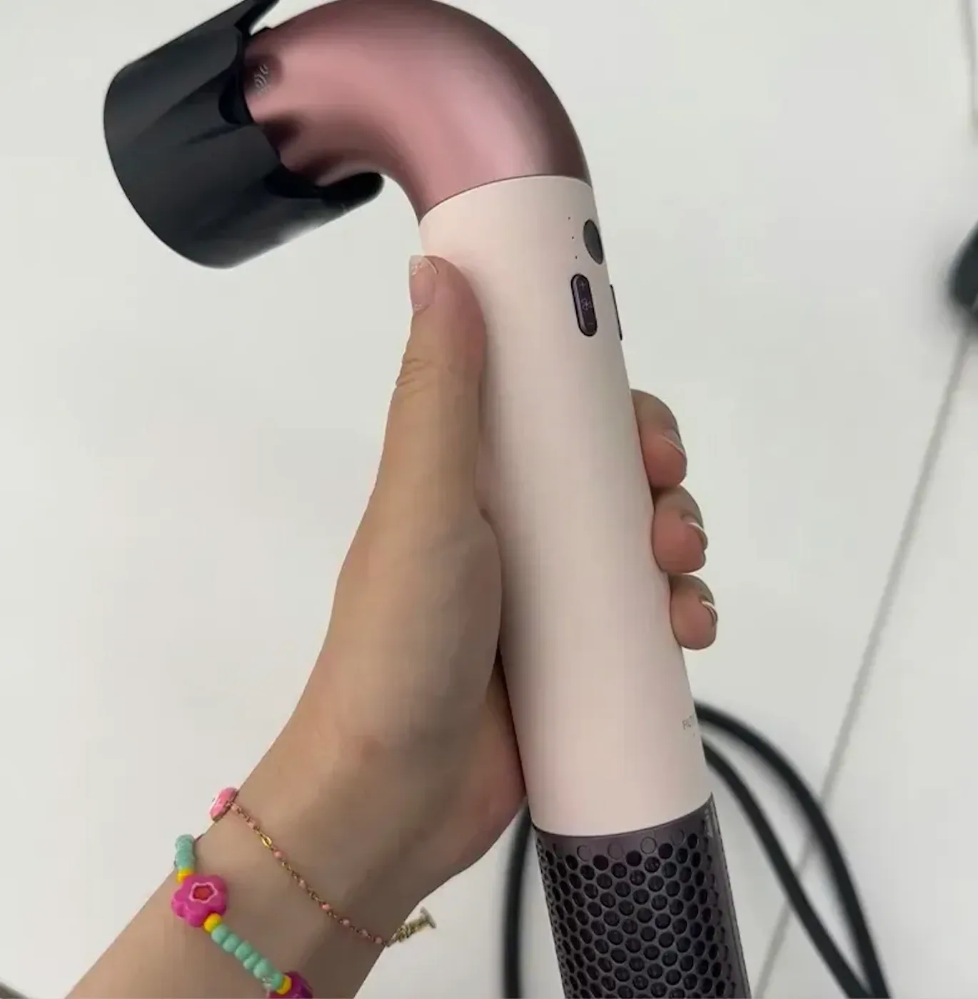Salon Pro Hair Dryer - Ionic Curved Pipe 2000W Mute EU Tech_voghion.com