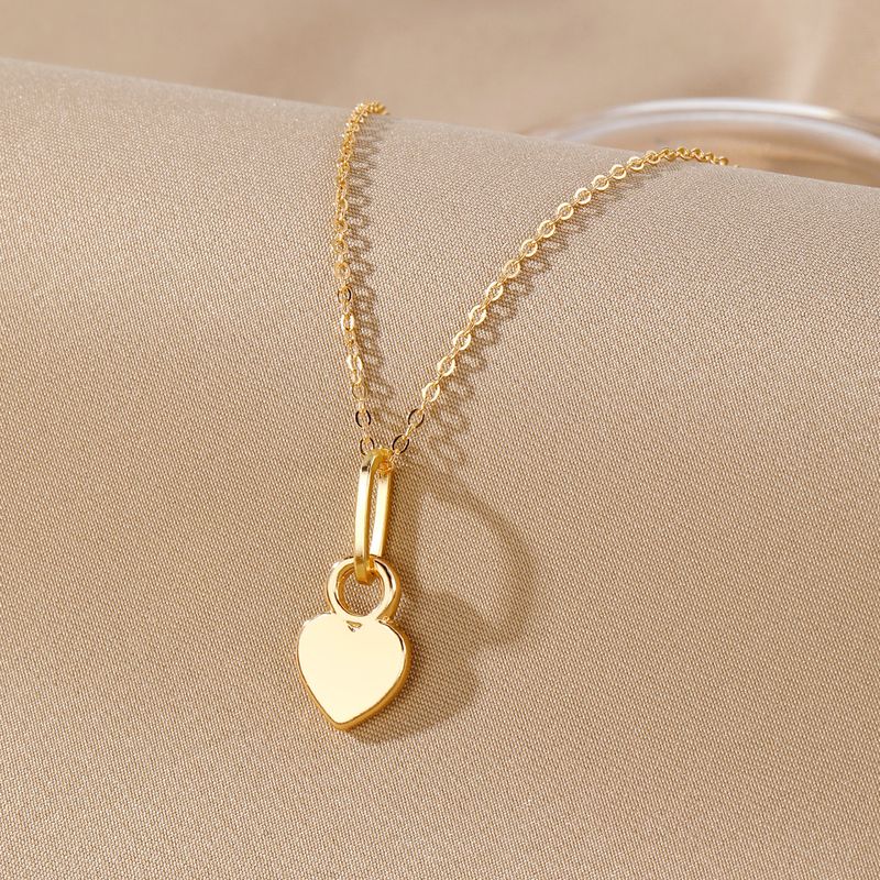 Liebesanhänger Halskette für Frauen hohler Stil hochwertiger Sinn für alle Spielpullover Schlüsselbeinkette Schmuck_voghion.com