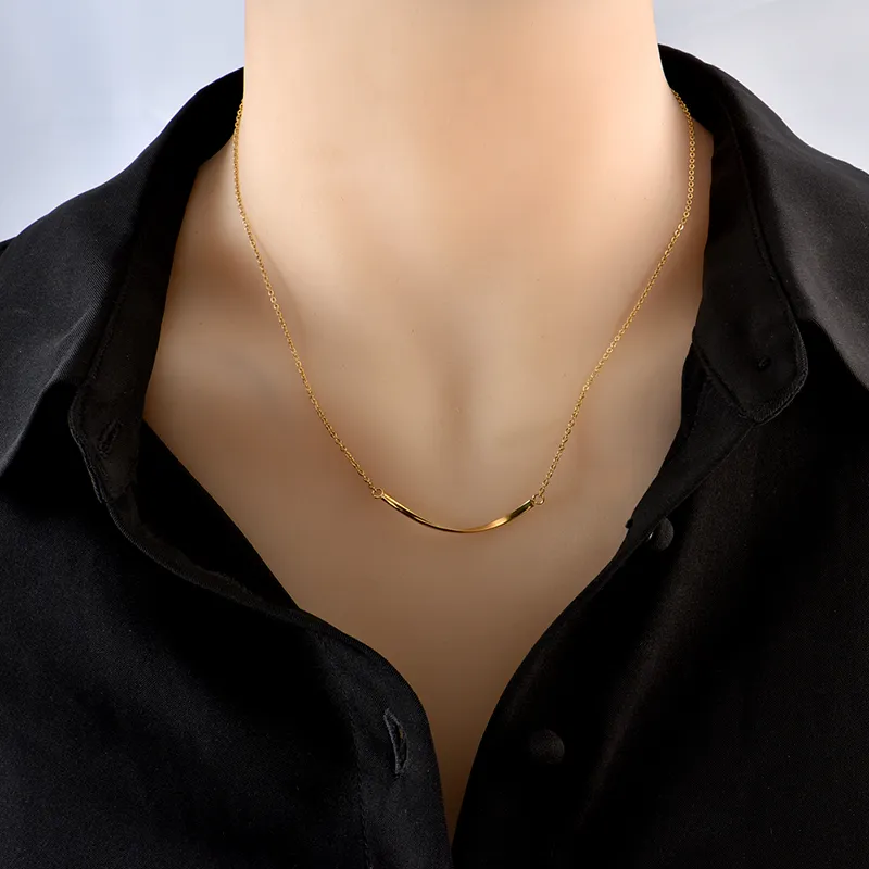 Colar com pingente de barra curva para mulher em aço inoxidável_voghion.com