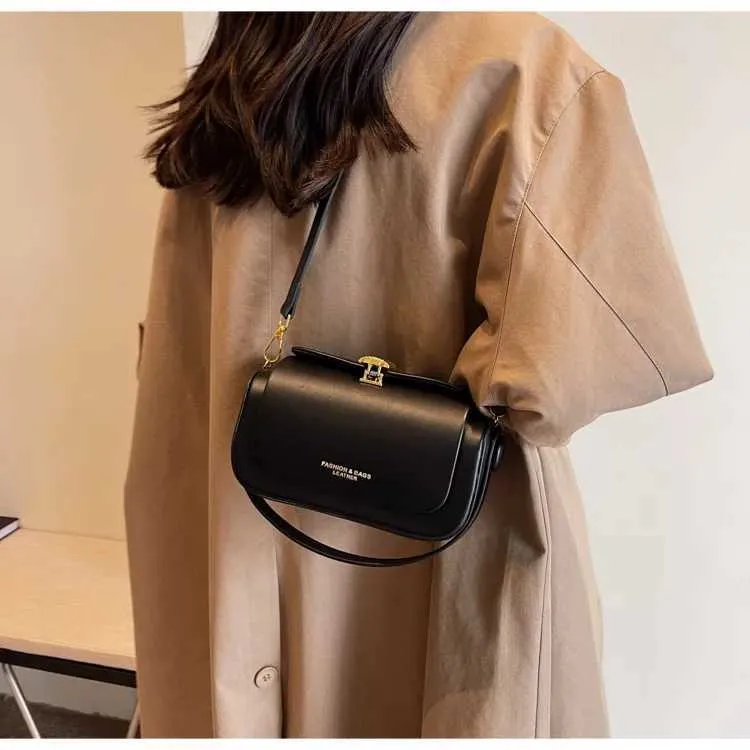 Fashionable and High-end Small Square for Women New Spring/summer Single Shoulder Bag Textured Crossbody Ba241217_voghion.com