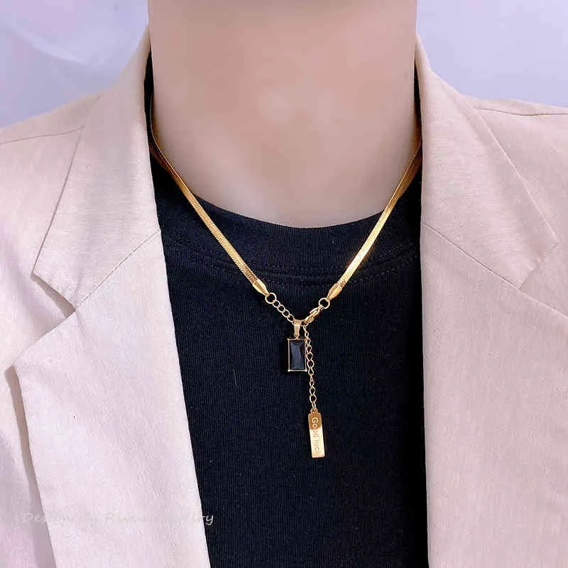 Geometrischer grüner Kristall-Hänger aus Edelstahl, sexy Schlangenknochen-Schmuck, modische Schlüsselanhänger für Frauen_voghion.com