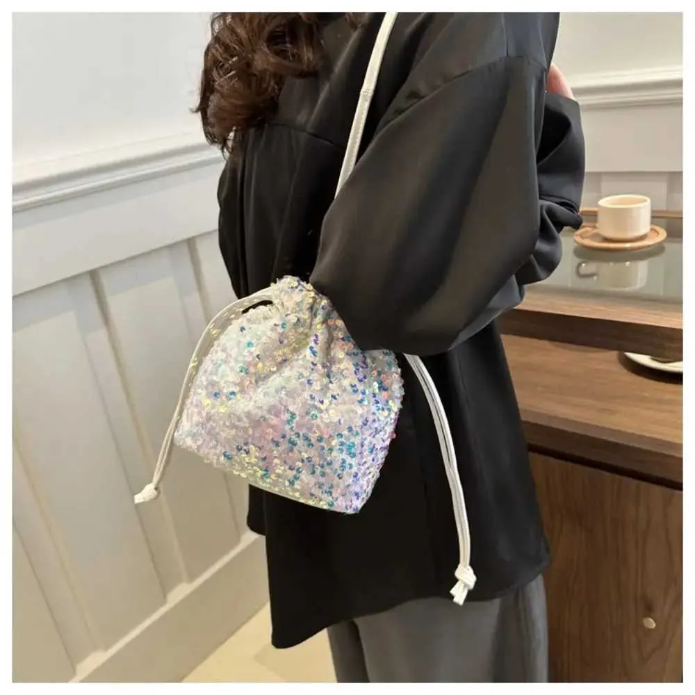 Borsa a tracolla con paillettes versatile alla moda, semplice e alla moda, piccola borsa a mano con coulisse, borsa a secchiello da festa_voghion.com