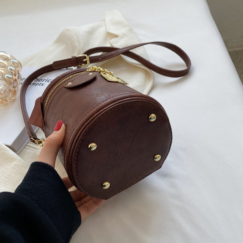 2023 Modische Beuteltaschen für Frauen Hochwertige PU-Geldbörsen und Handtaschen Designer-Schulter-Umhängetasche_voghion.com