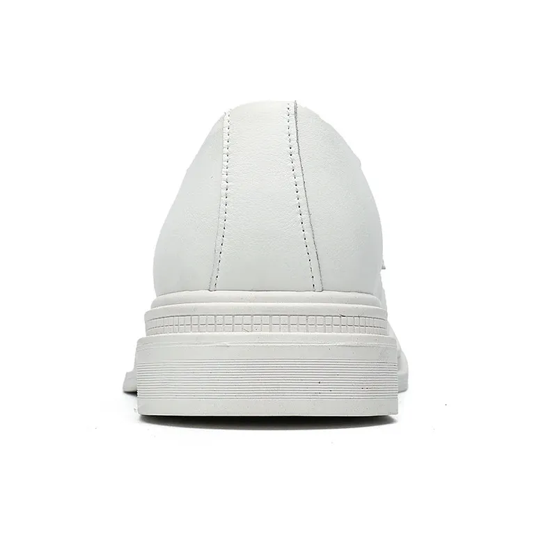 Nieuwe heren Britse herenmode Witte formele brogues schoenen Herenjurk Bruiloft Prom Thuiskomst Sapato Sociaal Mascuo_voghion.com