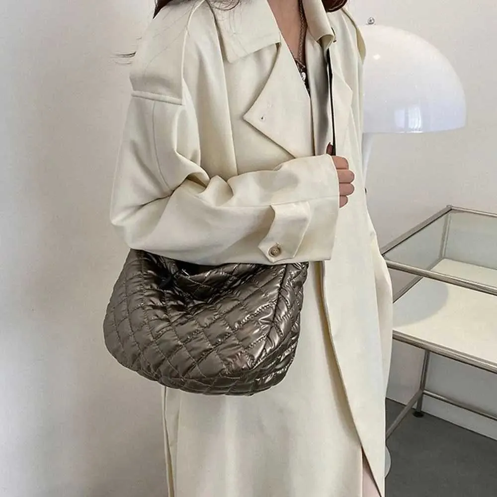 Borse a tracolla da donna di grande capacità, casual, da ascella, alla moda, in cotone imbottito, C241105_voghion.com