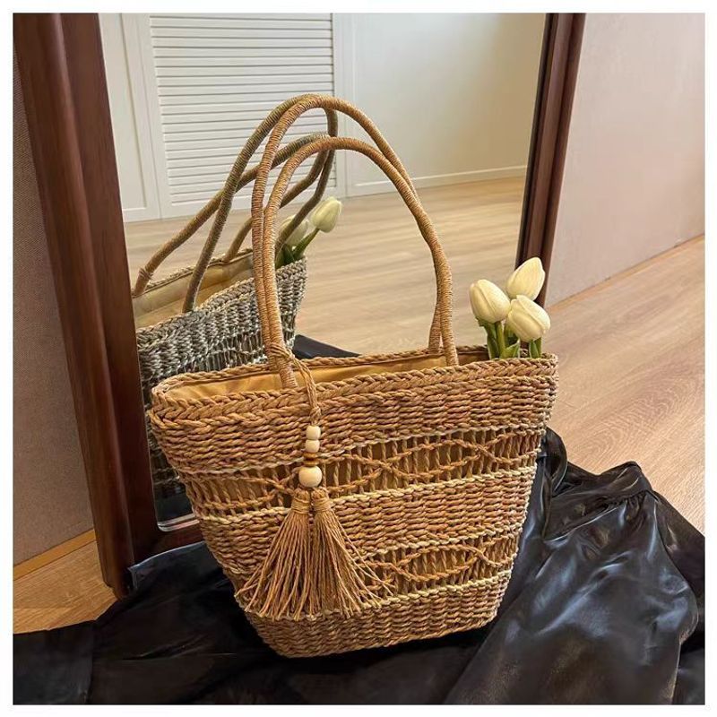 Damen Umhängetasche aus hohlem Papierseil gewebte modische grasgewebte Tasche, lässige Damentasche Strandtasche große_voghion.com