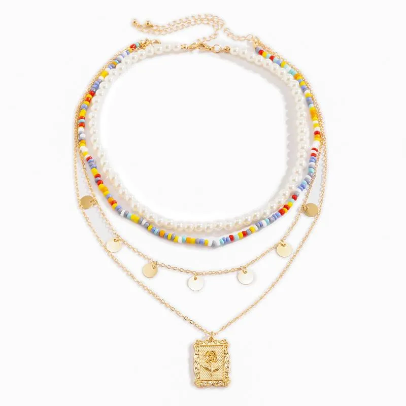 Collane con ciondolo 2022 Collana di perle di perline multistrato colorate vintage per donna Ciondolo in metallo con fiore geometrico in oro_voghion.com