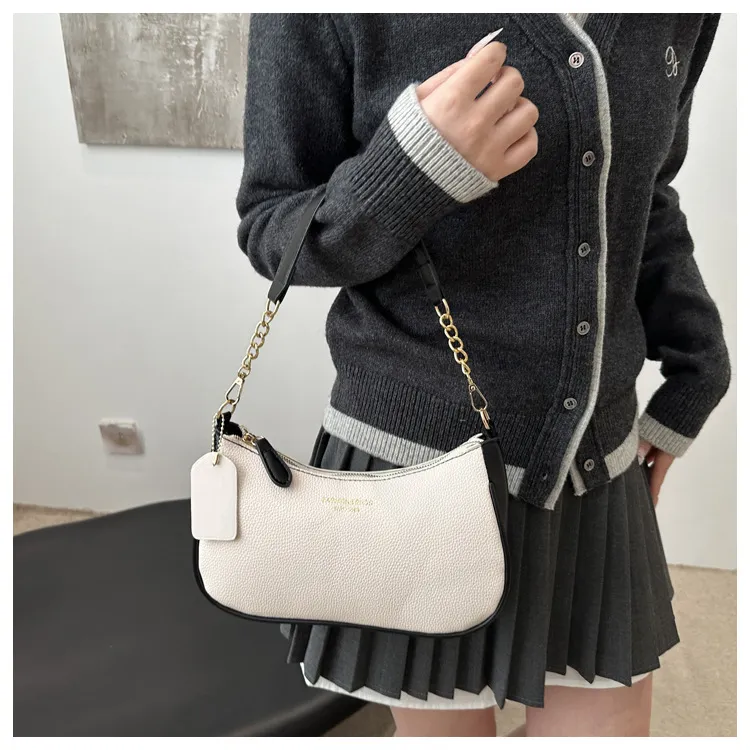 The 2025 Best-selling Single-shoulder Handbag Trendy, Fashionable, Has Unique Underarm Texture, And Is A Niche New Moon_voghion.com