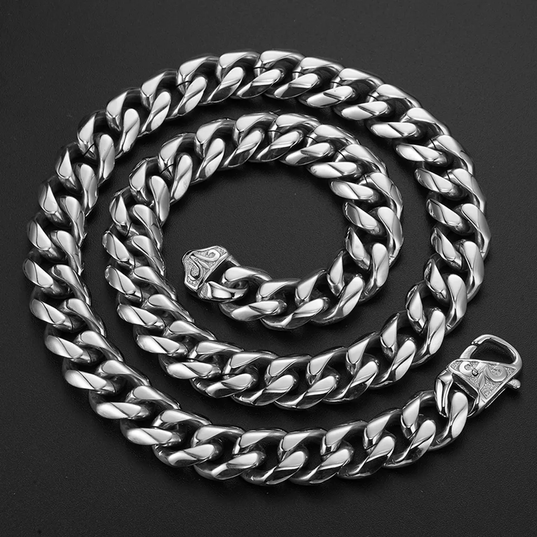 Chaînes 13/15 mm de large Hip-hop en acier inoxydable couleur argent/or/noir chaîne cubaine gourmette pour hommes et femmes collier ou bracelet_voghion.com