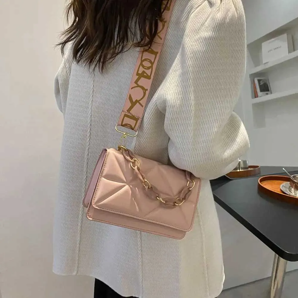 Borsa a spalla donna e tracolla elegante capiente in ecopelle_voghion.com