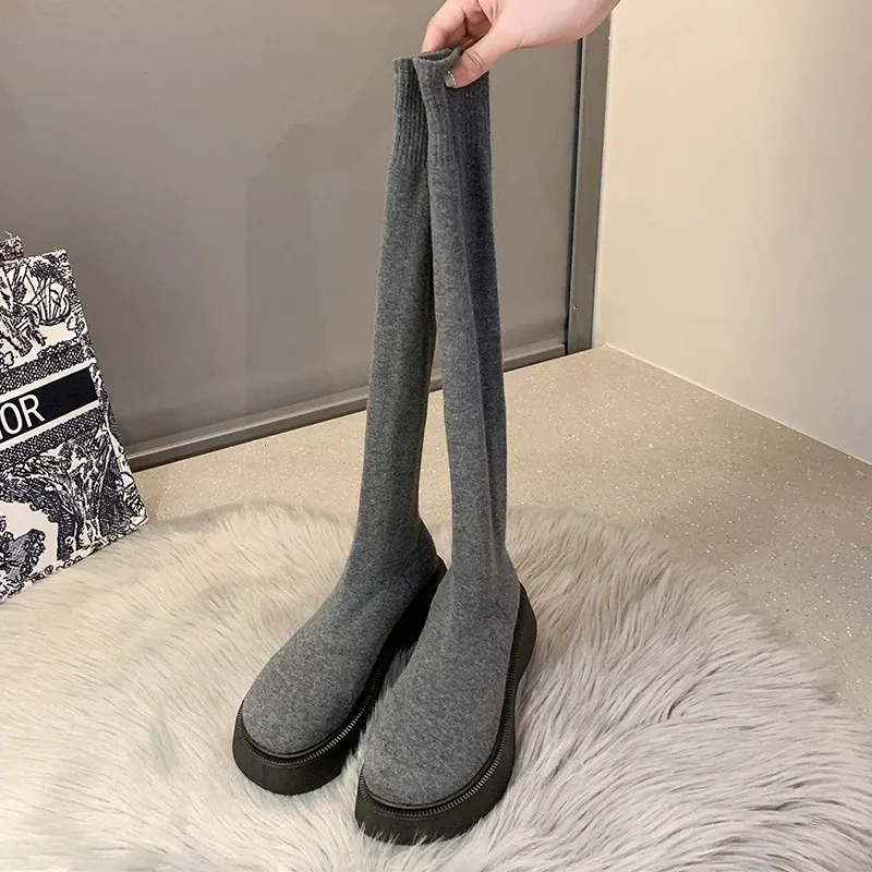 Dame overknee støvler i elastisk strik med tyk bund_voghion.com