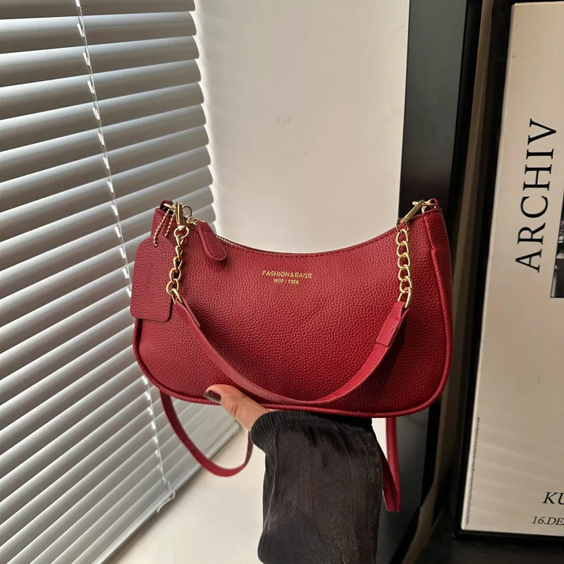 The 2025 Best-selling Single-shoulder Handbag Trendy, Fashionable, Has Unique Underarm Texture, And Is A Niche New Moon_voghion.com