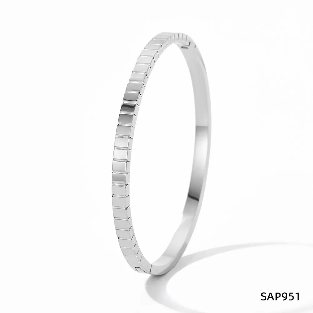 Bangle Bracelet Waterproof White Cubic Zirconia Gold Plated_voghion.com
