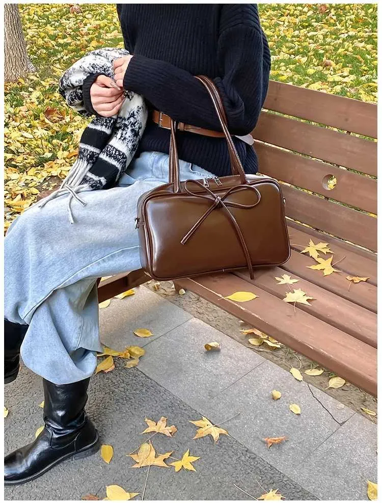 Women's Leather Shoulder Bag Large Capacity Casual Handbag_voghion.com