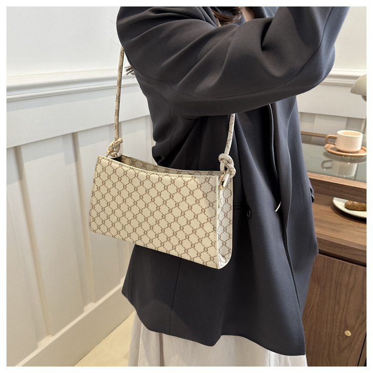 Borsa a tracolla singola con texture, da usare sotto le ascelle, 2024, nuova borsa a tracolla stampata, alla moda e alla moda, piccola borsa quadrata per i pendolari_voghion.com