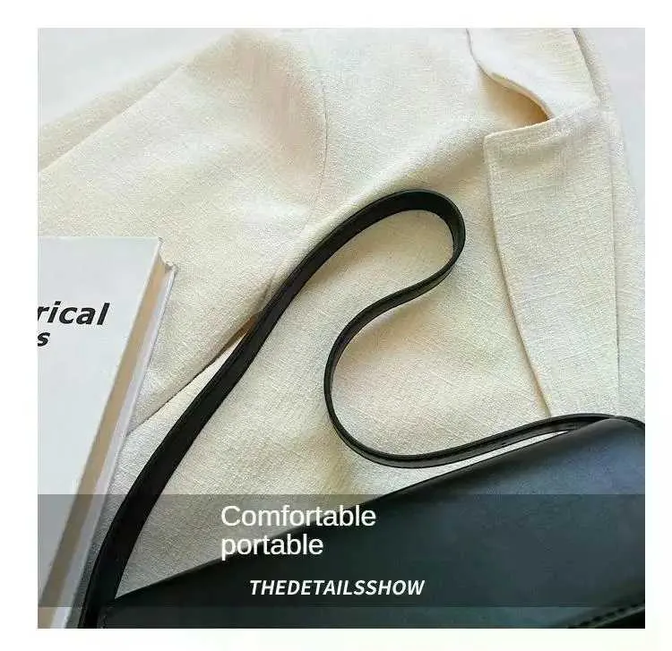 Vintage Leather Crossbody Bag For Women Small Flap Shoulder Bag_voghion.com