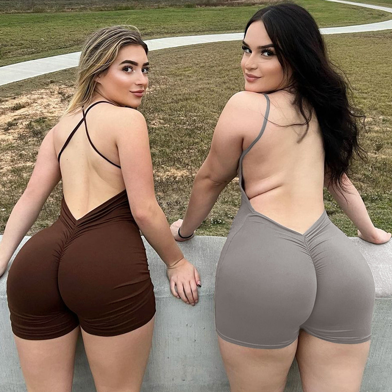 Online celebrity live streaming of women's low cut U-neck suspender Jumpsuits_voghion.com
