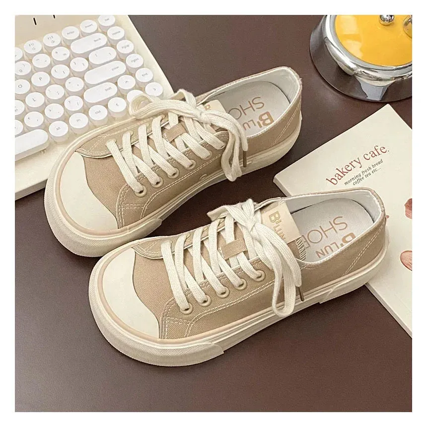 Baskets en toile confortables et polyvalentes pour femmes, style coréen, tendance printemps-été, chaussures décontractées pour femmes 240624_voghion.com